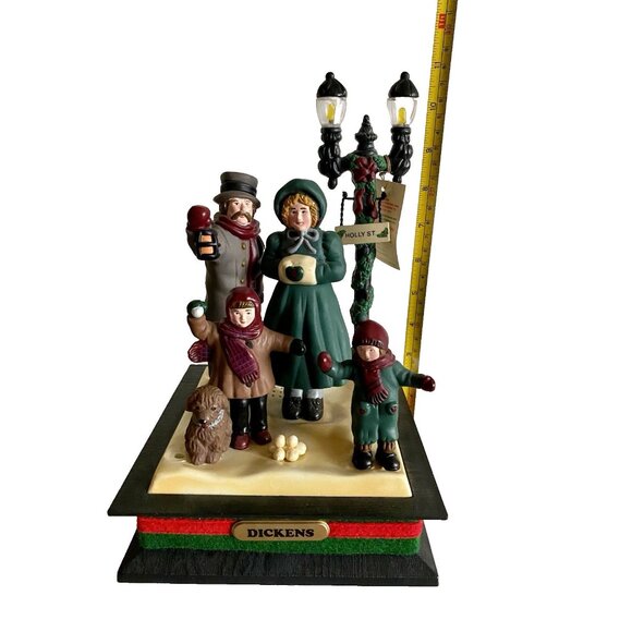 Vintage 1990 Dickens Holiday Scene Musical Light-Up Christmas Decor - Picture 10 of 15